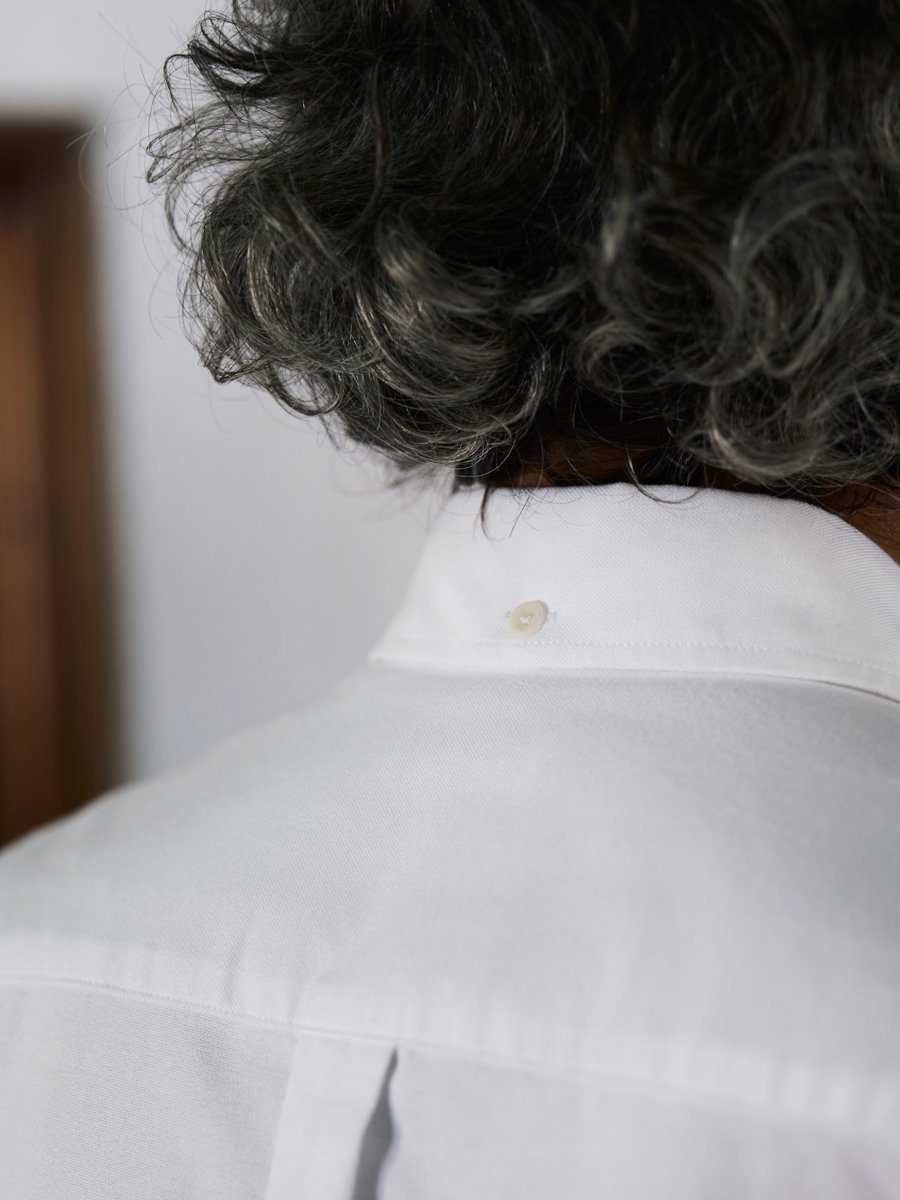 carpasus sustainable organic cotton oxford shirt white. Nachhaltiges Carpasus Oxford Hemd aus Bio Baumwolle in Weiss