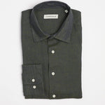 carpasus sustainable organic linen shirt semi casual single color moss. Nachhaltiges Carpasus Hemd Semi Casual aus Bio Leinen in Moss