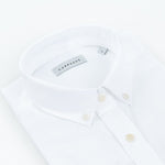 carpasus sustainable organic cotton oxford shirt white. Nachhaltiges Carpasus Oxford Hemd aus Bio Baumwolle in Weiss